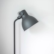 Custom image caption